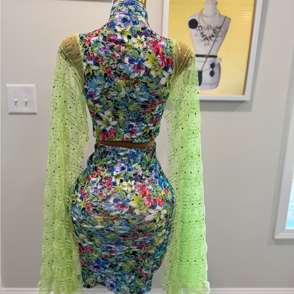 Floral Multicolor Custom Set - Picture 3 of 4